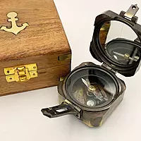Brass Brunton Pocket Compass | Classic Navigation Tool, Durable Design for Adventurers and Collectors | Elegant Gift for Outdoor Enthusiasts and History Buffs | Ideal for Camping and Hiking